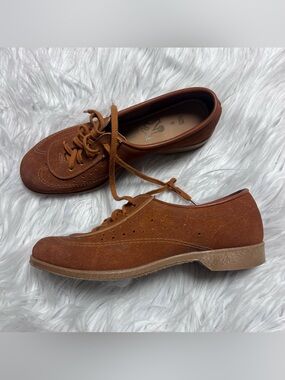 Brunswick vintage bowling shoes Tan Leather Lace-Up Oxford Shoes - Size 8